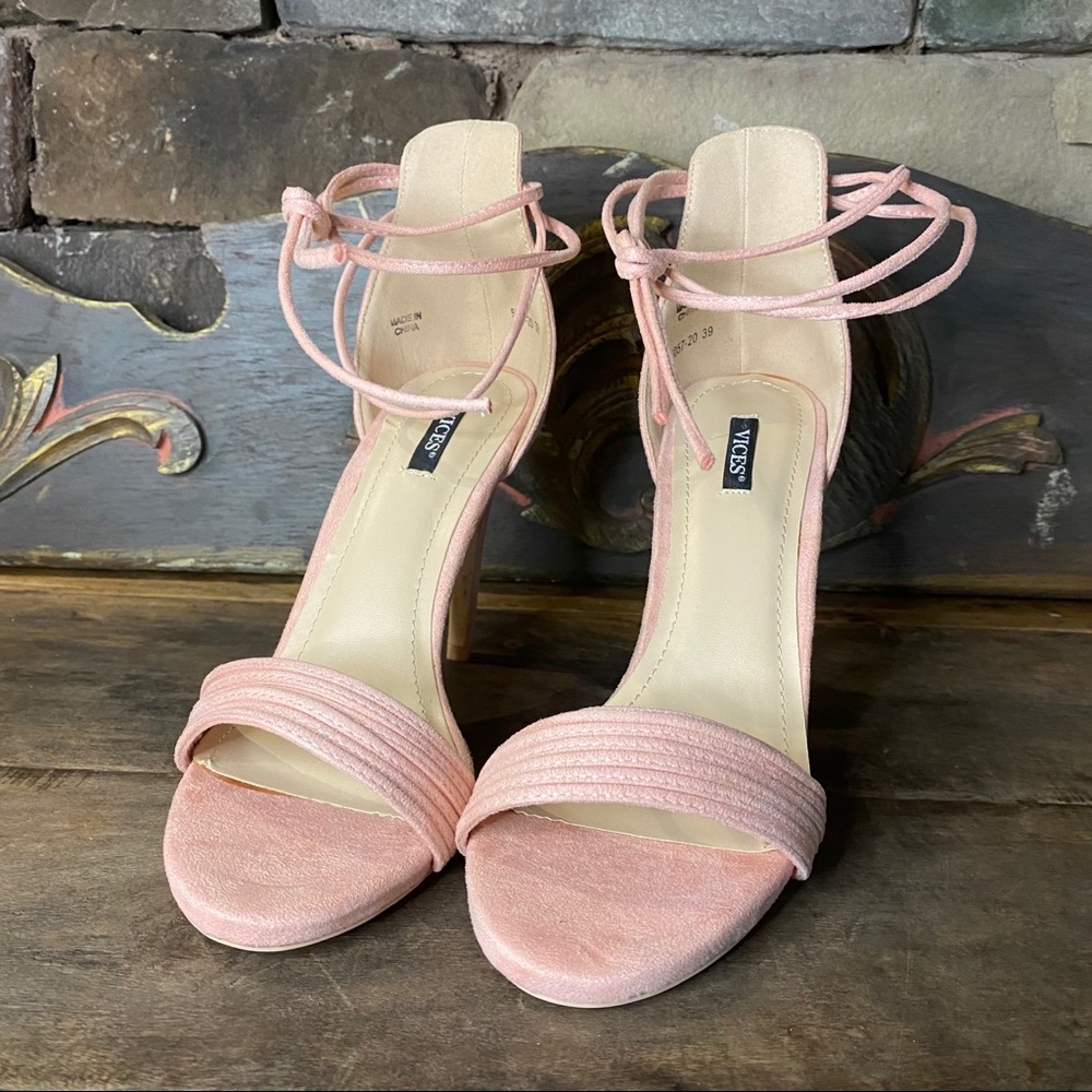 Vice Heeled Pink Sandals Size 8.5/9